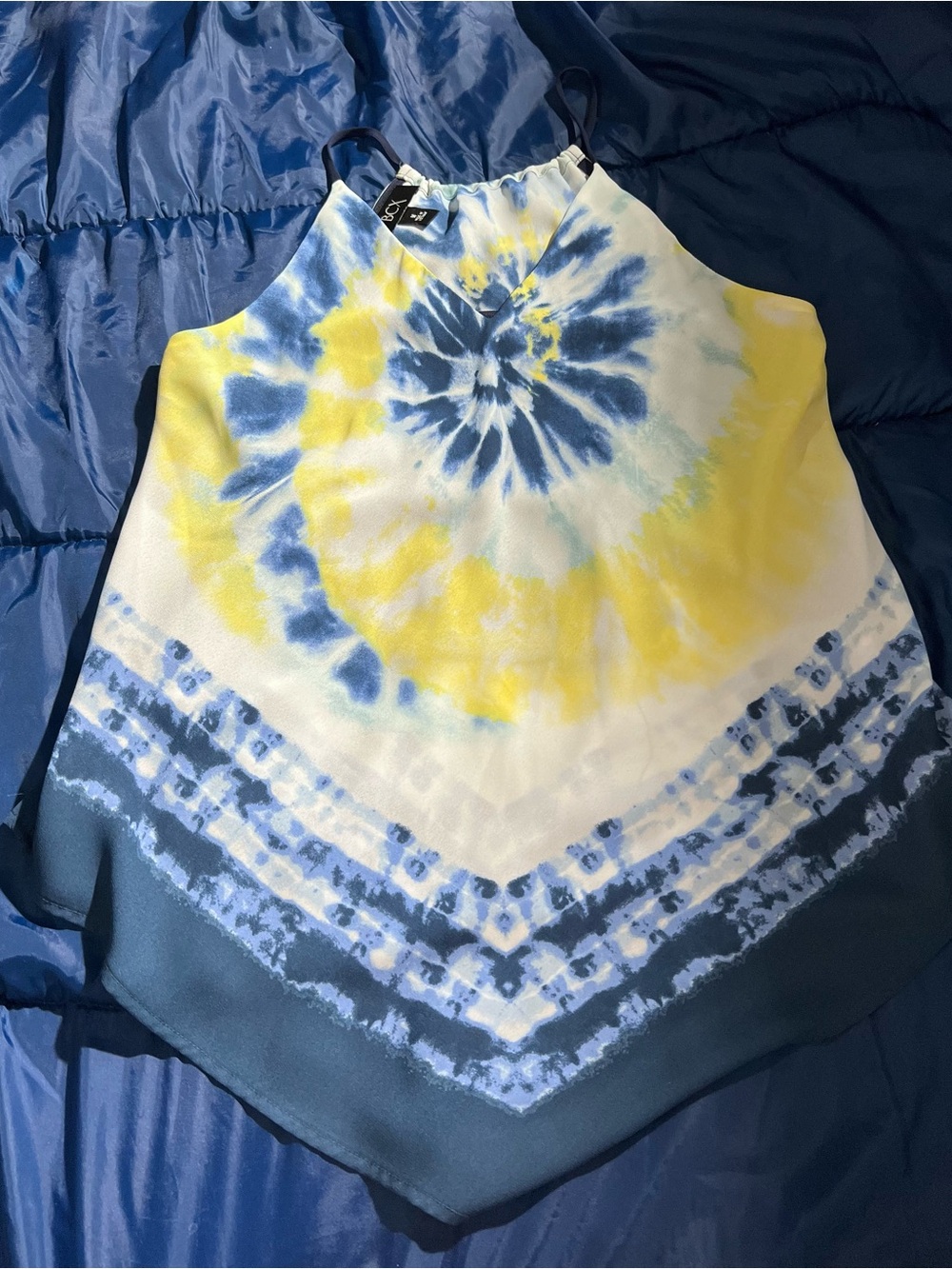 Women’s medium BCX Blue, Yellow & White Tie-Dye V-Neck top - Picture 5 of 10